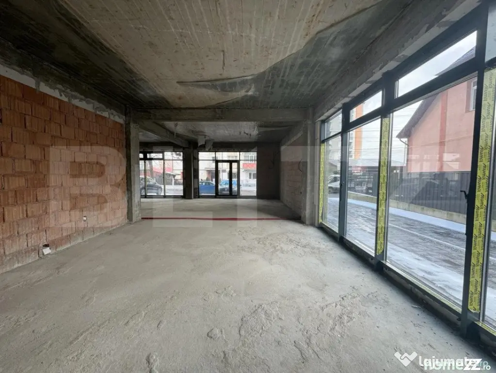 Spatiu comercial de inchiriat, central, Radauti