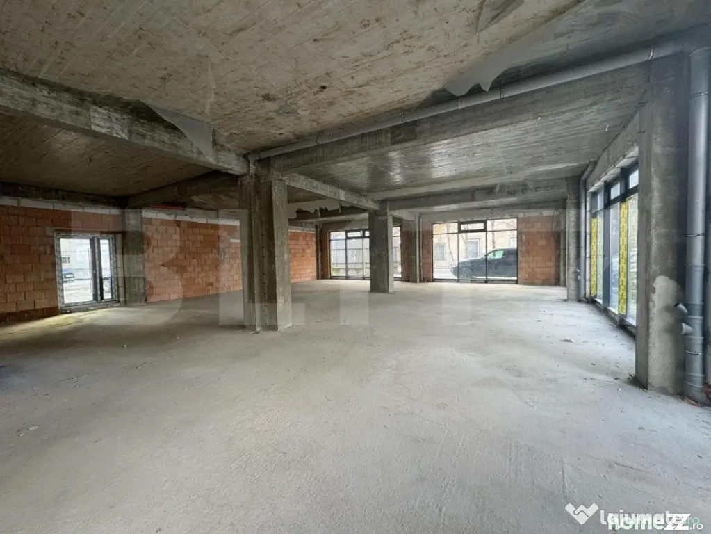 Spatiu comercial de inchiriat, central, Radauti