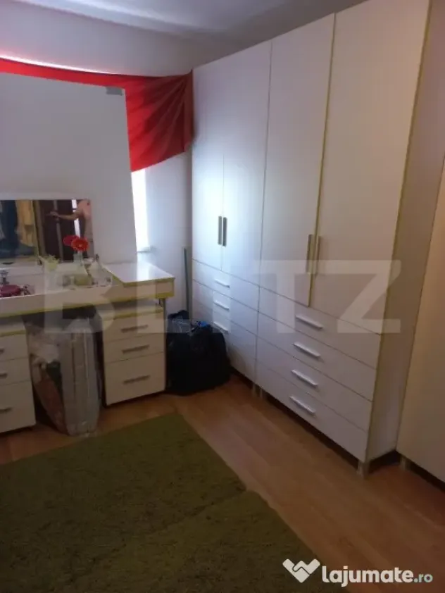 Casa, 4 camere, 120 mp, zona Sfantul Ilie