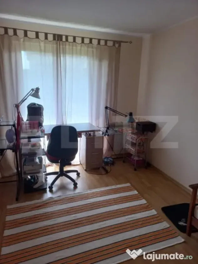 Casa, 4 camere, 120 mp, zona Sfantul Ilie