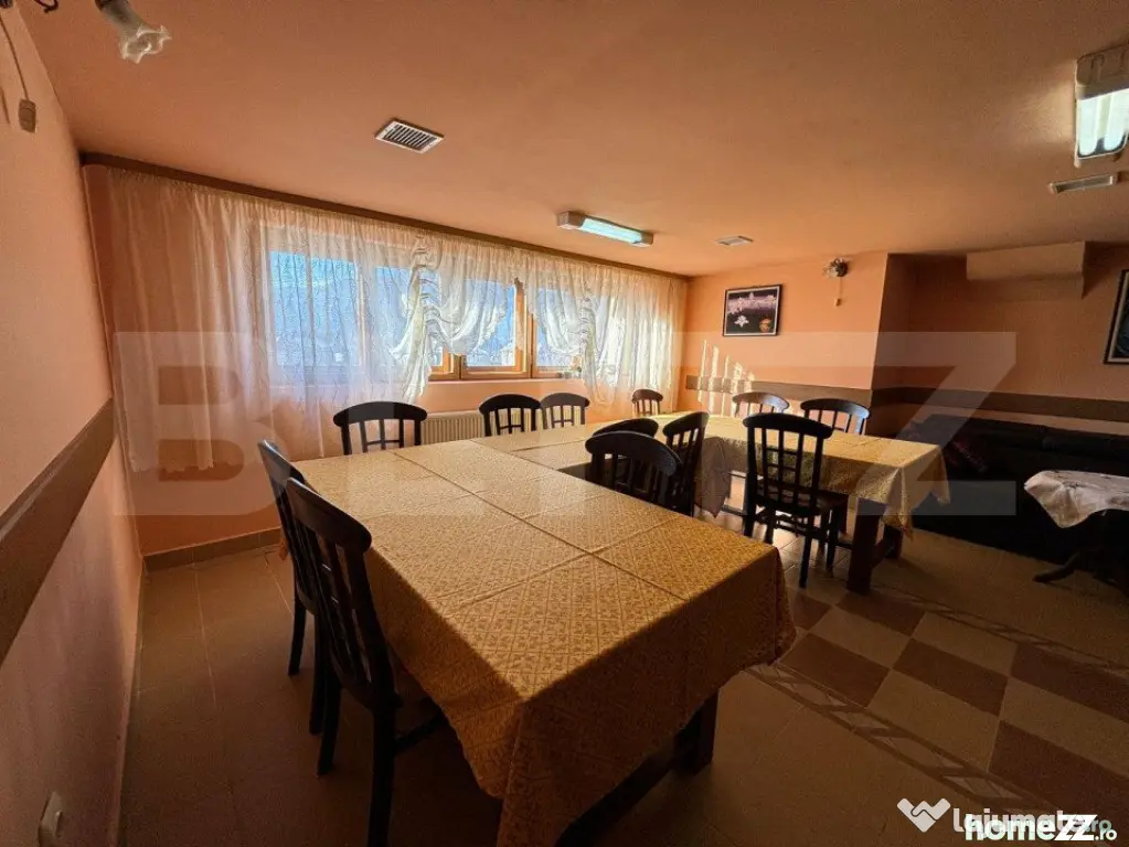 Casa cu destinatii multiple, 8900 mp teren, Vatra Moldovitei - Suceava (Suceava)