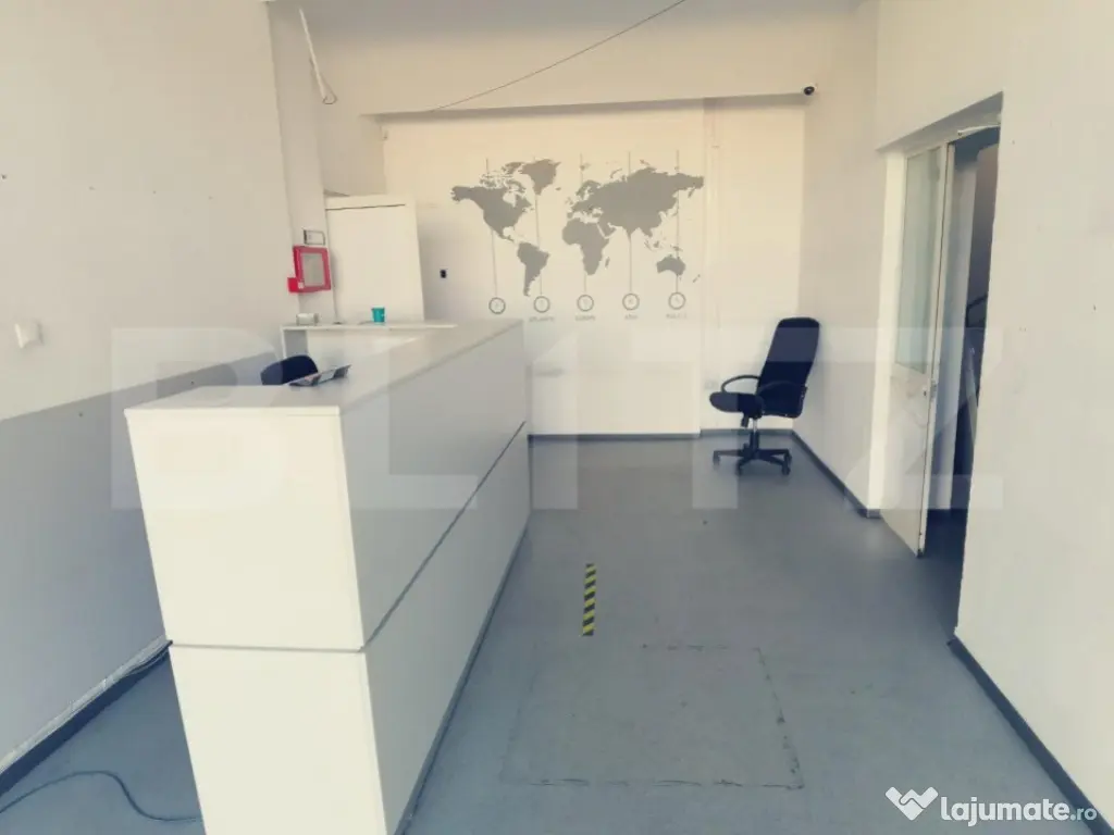 Caldire Comerciala, 1000 mp,stradal, locuri de parcare, zona