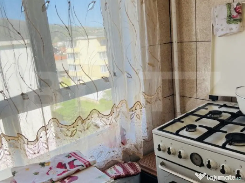 Apartament cu 2 camere, Zarnesti