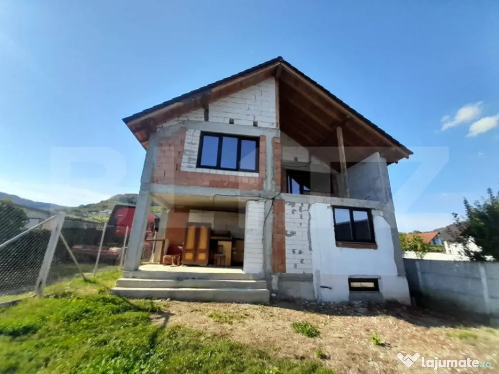Casa individuala, 182mp, 700 mp teren, Viisoara