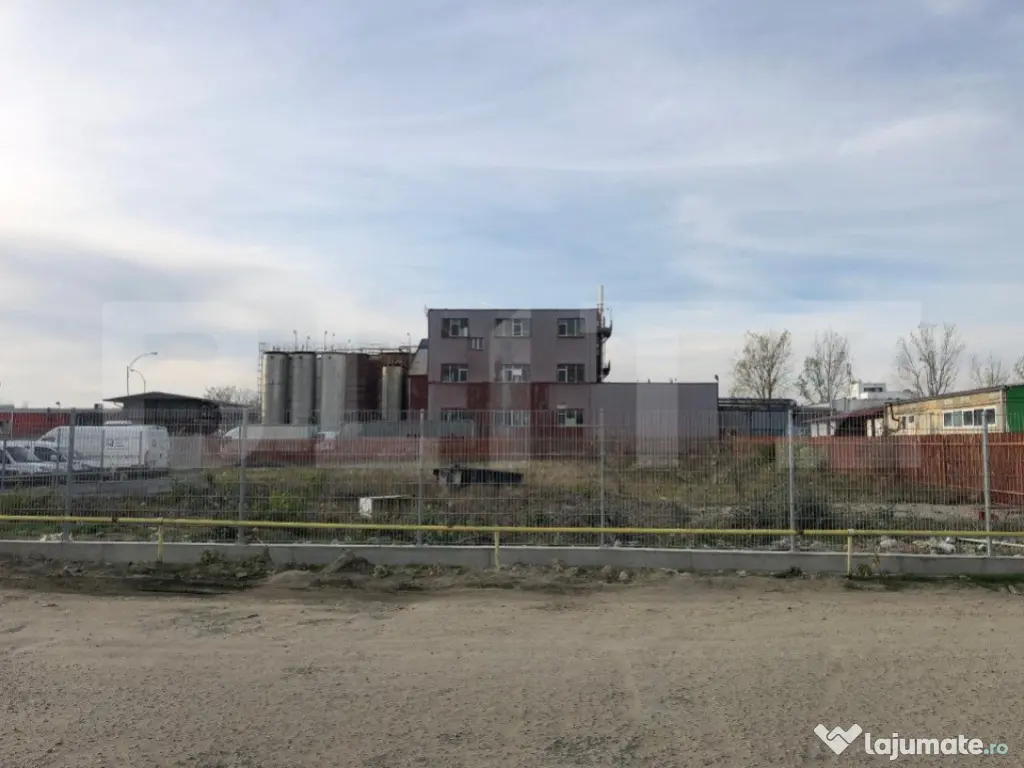 Teren intravilan de 2.195 mp, toate utilitățile, Valea Ro?