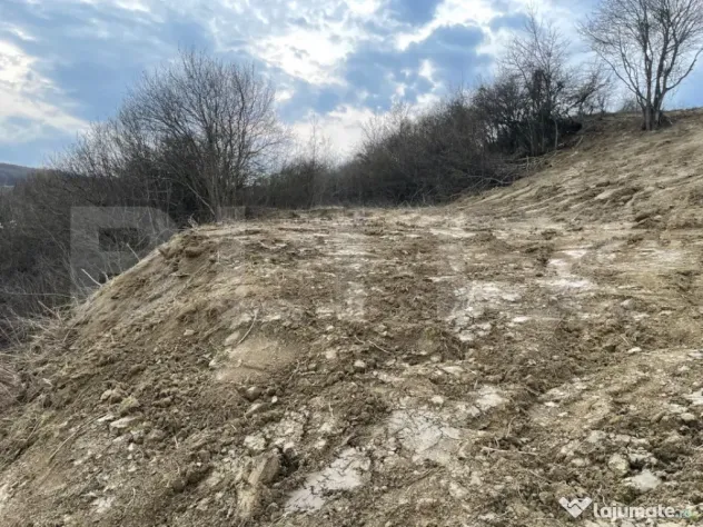 Teren intravilan 1.525 mp – Valea Jelnei, aproape de Bistr