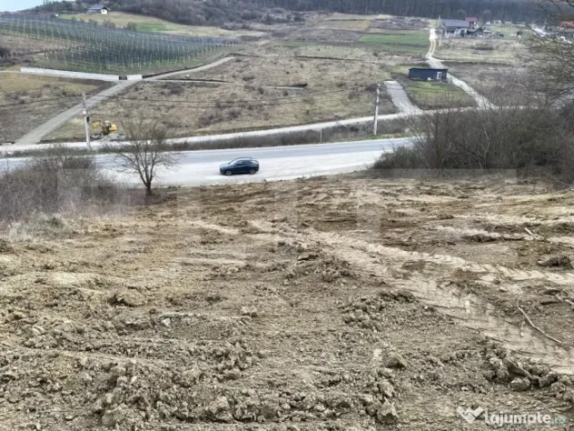 Teren intravilan 1.525 mp – Valea Jelnei, aproape de Bistr