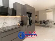 ID 6613 DE VÂNZARE - Vila de LUX - Zona 9 Mai 