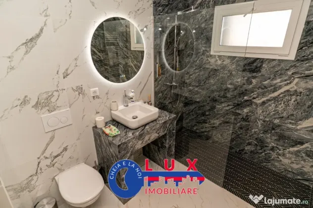 ID 6613 DE VÂNZARE - Vila de LUX - Zona 9 Mai