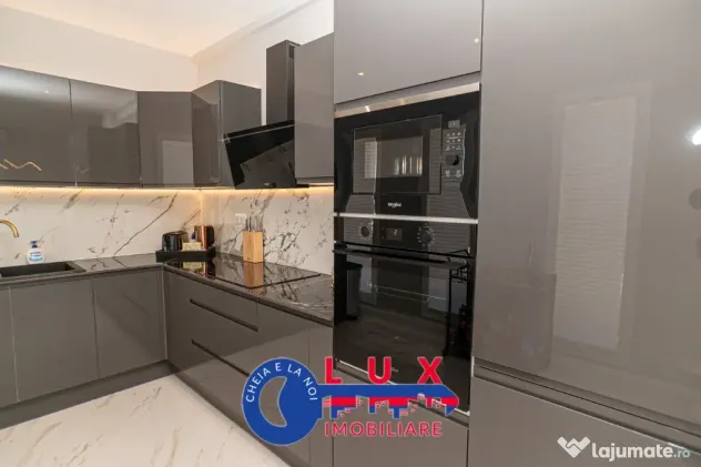 ID 6613 DE VÂNZARE - Vila de LUX - Zona 9 Mai