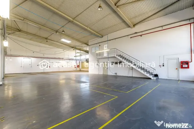 Hală industrială de vânzare 3495 mp în Arad