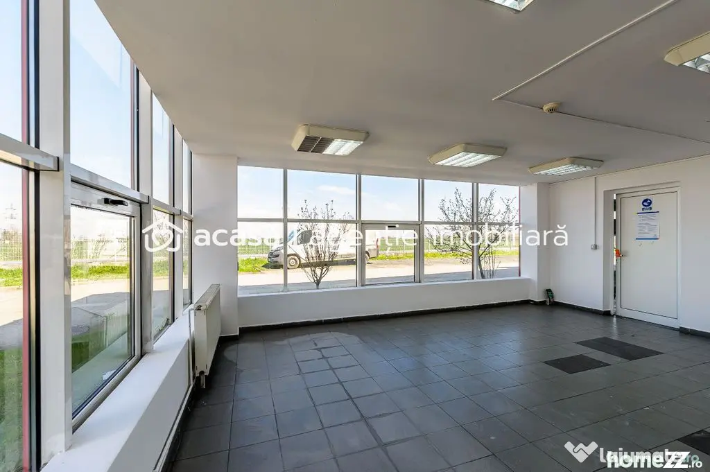 Hală industrială de vânzare 3495 mp în Arad