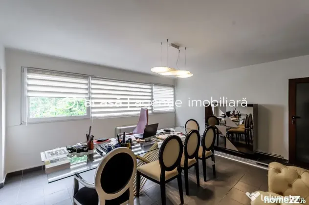 Hală industrială de vânzare 3495 mp în Arad