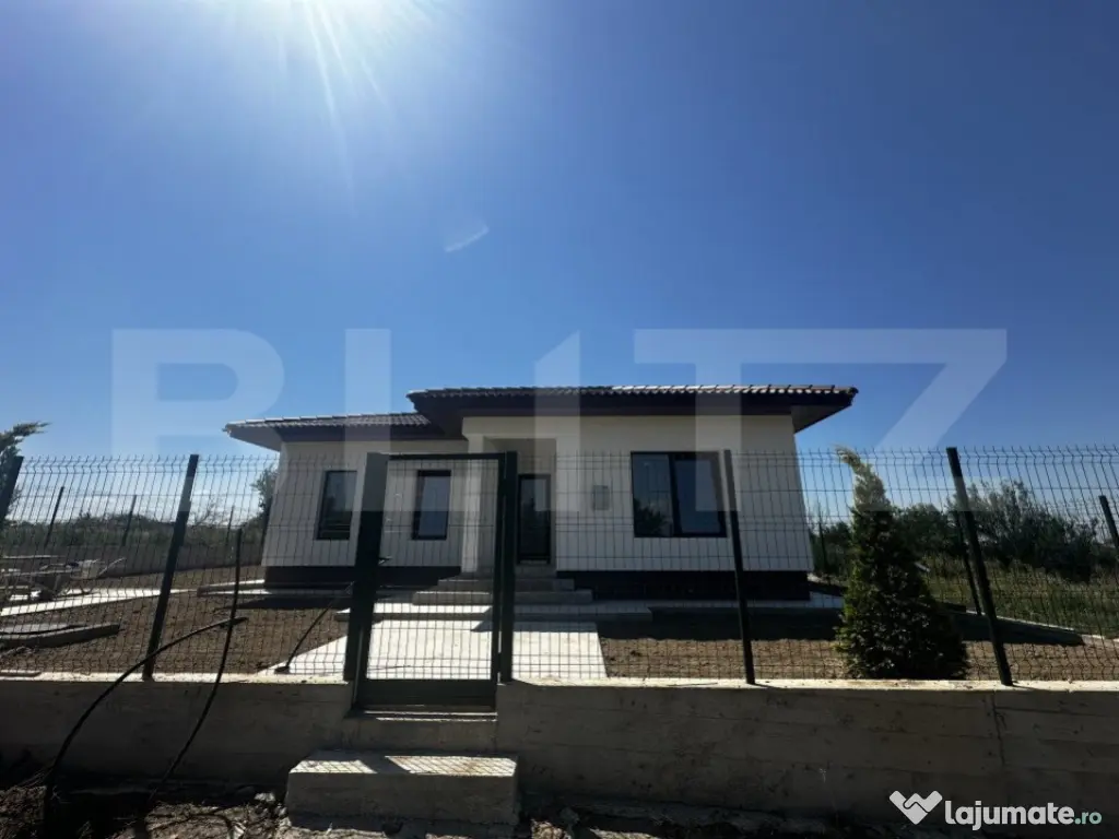 Casa plan parter, zona Narciselor 2