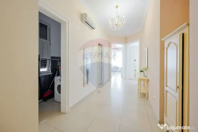 Apartament cu 2 camere de închiriat cu priveliște spre ...