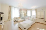 Apartament cu 2 camere de închiriat cu priveliște spre Piața Unirii