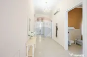 Apartament cu 2 camere de închiriat cu priveliște spre Piața Unirii