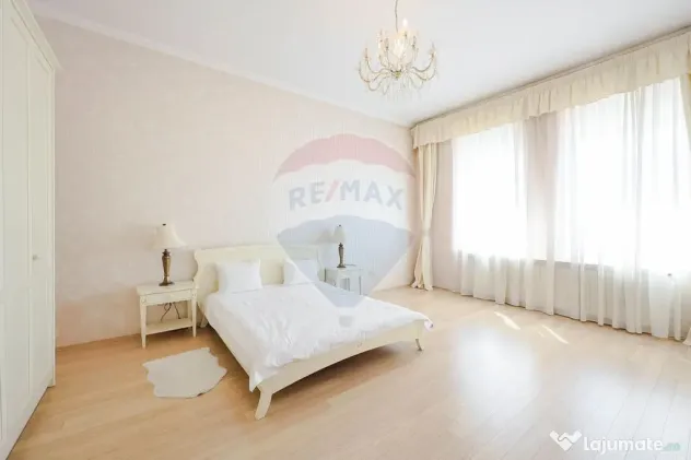 Apartament cu 2 camere de închiriat cu priveliște spre ...