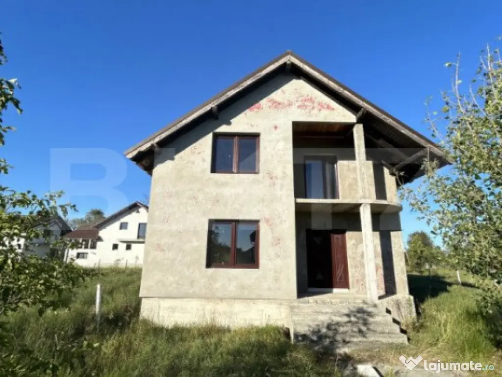 Casa individuala 230 Mp, zona Baile Figa Beclean