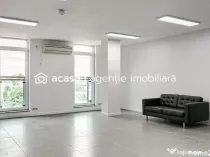 De închiriat Birou de Lux, Zona Centrlă, la Preț Promo...
