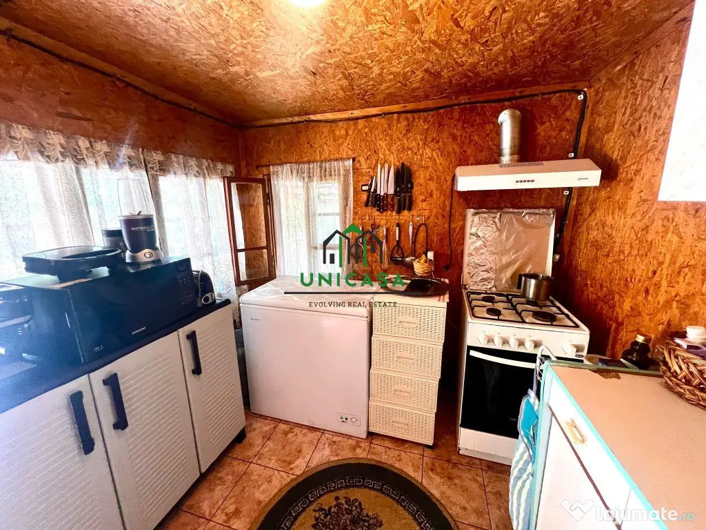 Casa 4 cam/Bujoreni/1terem 650 mp