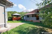 Casă cu anexe și teren de 4177 mp de vânzare, Munteni,... 