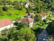 Casă cu anexe și teren de 4177 mp de vânzare, Munteni,... 