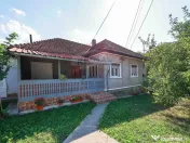 Casă cu anexe și teren de 4177 mp de vânzare, Munteni,... 