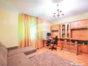 Casă cu anexe și teren de 4177 mp de vânzare, Munteni,... 