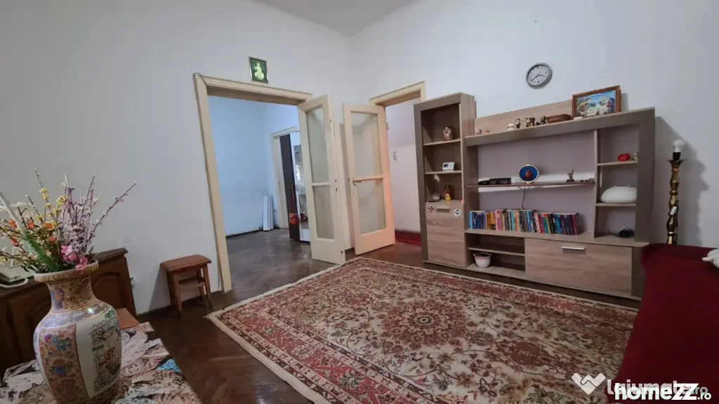 Vila parcul Tineretului- Sincai metrou-pentru 2 familii - Bucuresti (Bucuresti-Ilfov)