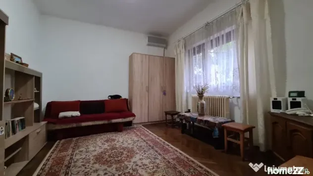 Vila parcul Tineretului- Sincai metrou-pentru 2 familii - Bucuresti (Bucuresti-Ilfov)