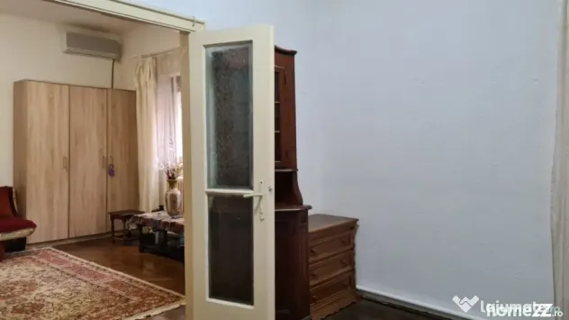 Vila parcul Tineretului- Sincai metrou-pentru 2 familii - Bucuresti (Bucuresti-Ilfov)
