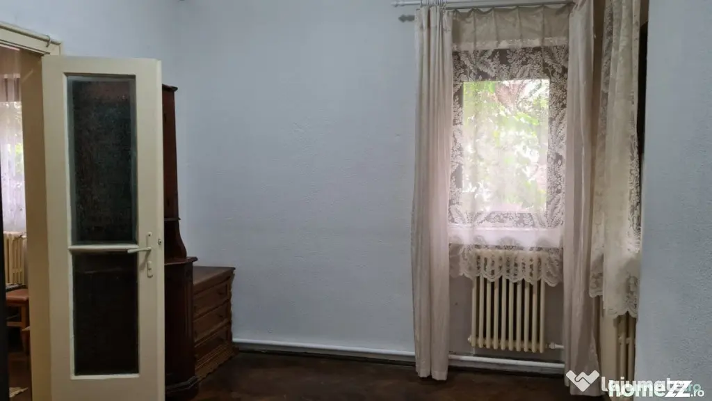 Vila parcul Tineretului- Sincai metrou-pentru 2 familii - Bucuresti (Bucuresti-Ilfov)
