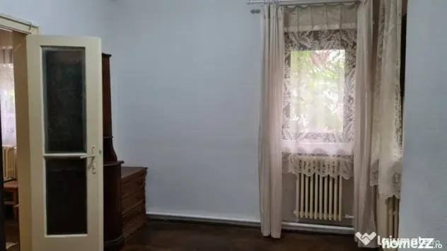 Vila parcul Tineretului- Sincai metrou-pentru 2 familii - Bucuresti (Bucuresti-Ilfov)