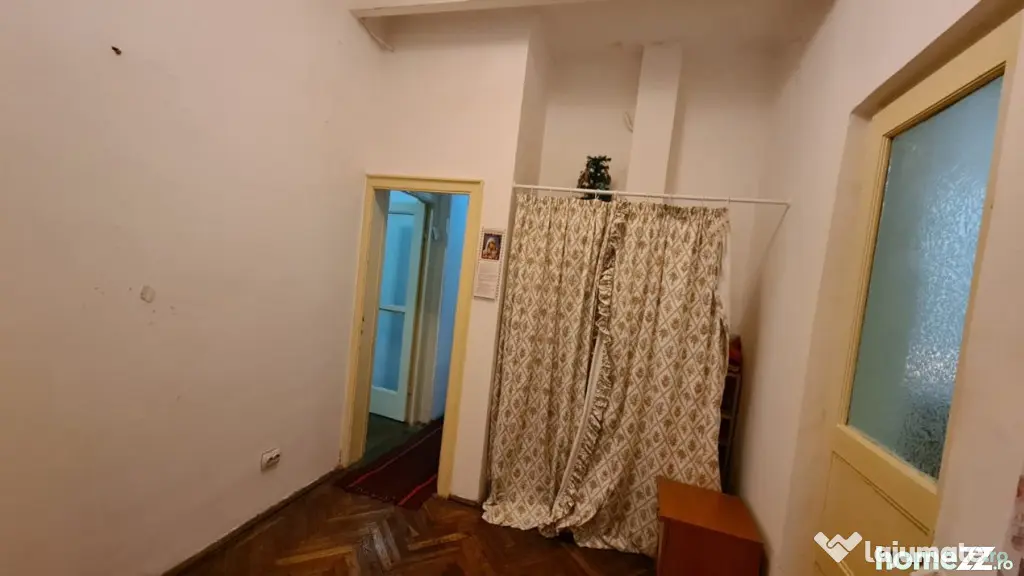 Vila parcul Tineretului- Sincai metrou-pentru 2 familii - Bucuresti (Bucuresti-Ilfov)