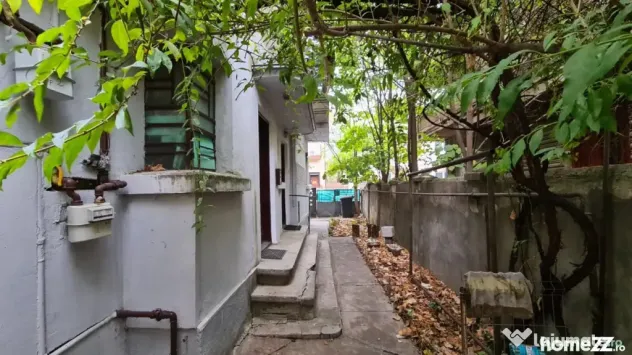 Vila parcul Tineretului- Sincai metrou-pentru 2 familii - Bucuresti (Bucuresti-Ilfov)