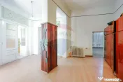 Apartament cu 4 camere de vânzare, Str. Sf. Apostol Andr...