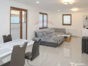 Casă cu 4 camere, de închiriat în cartierul Tineretului 