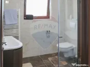 Casă cu 4 camere, de închiriat în cartierul Tineretului 