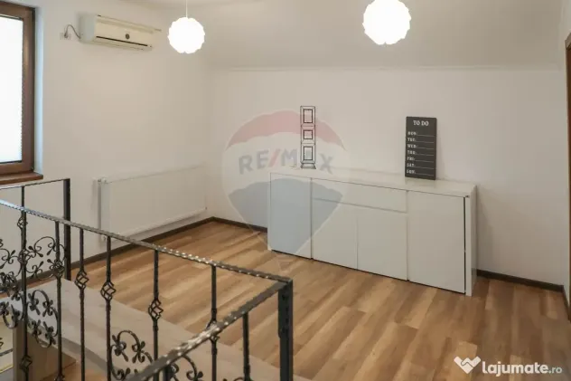 Casă cu 4 camere, de închiriat în cartierul Tineretului