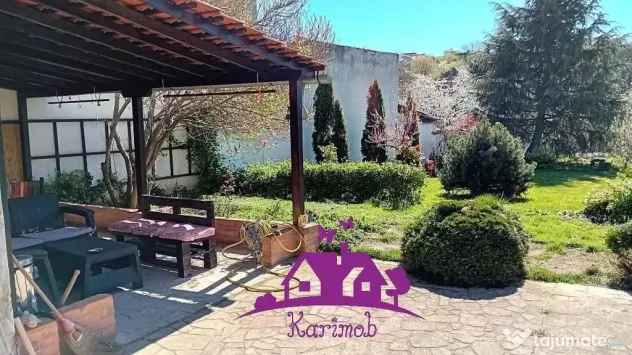 Casa pe strada Louis Pasteur