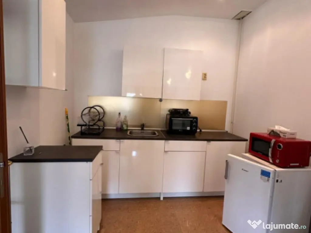 Garsoniera situata in zona TOMIS I