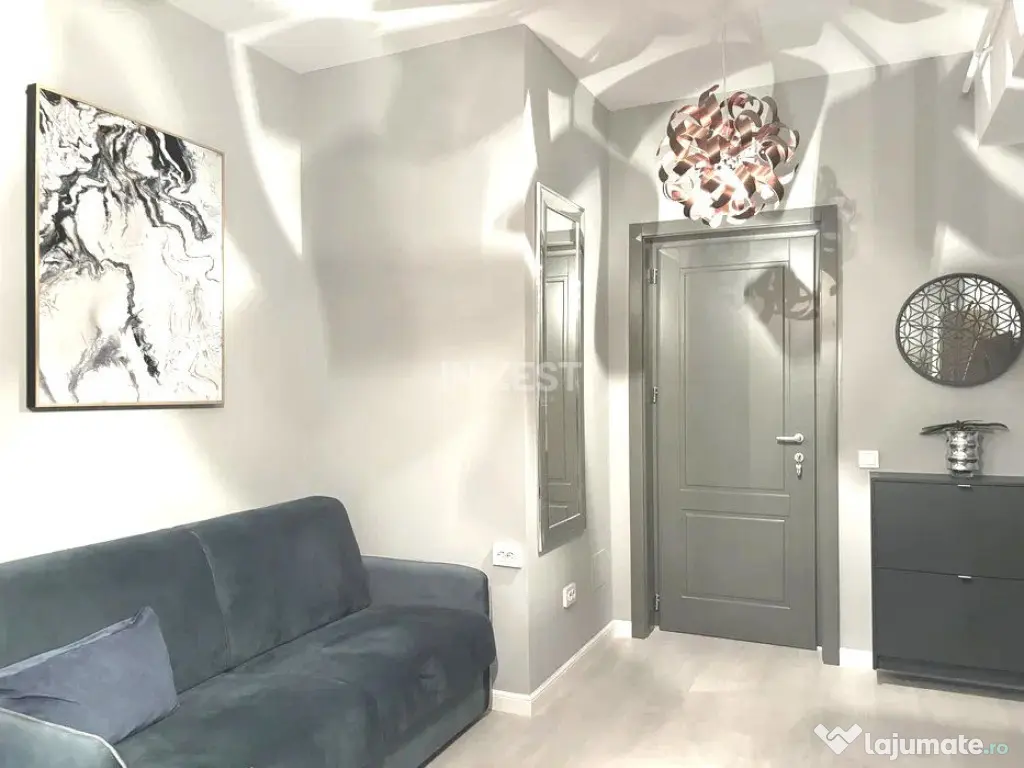 Centru Civic- apartament 3 camere