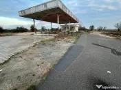 Teren Intravilan 20000 mp. plus cladire statie Peco 