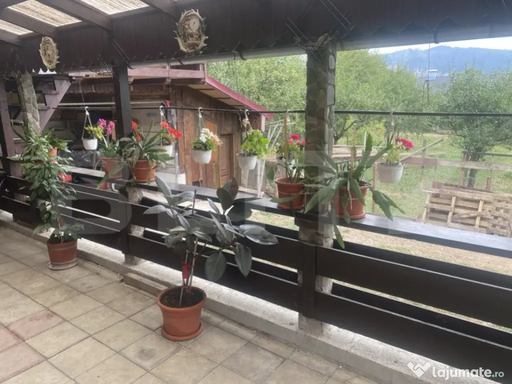 Casă tip pensiune, Gura Humorului