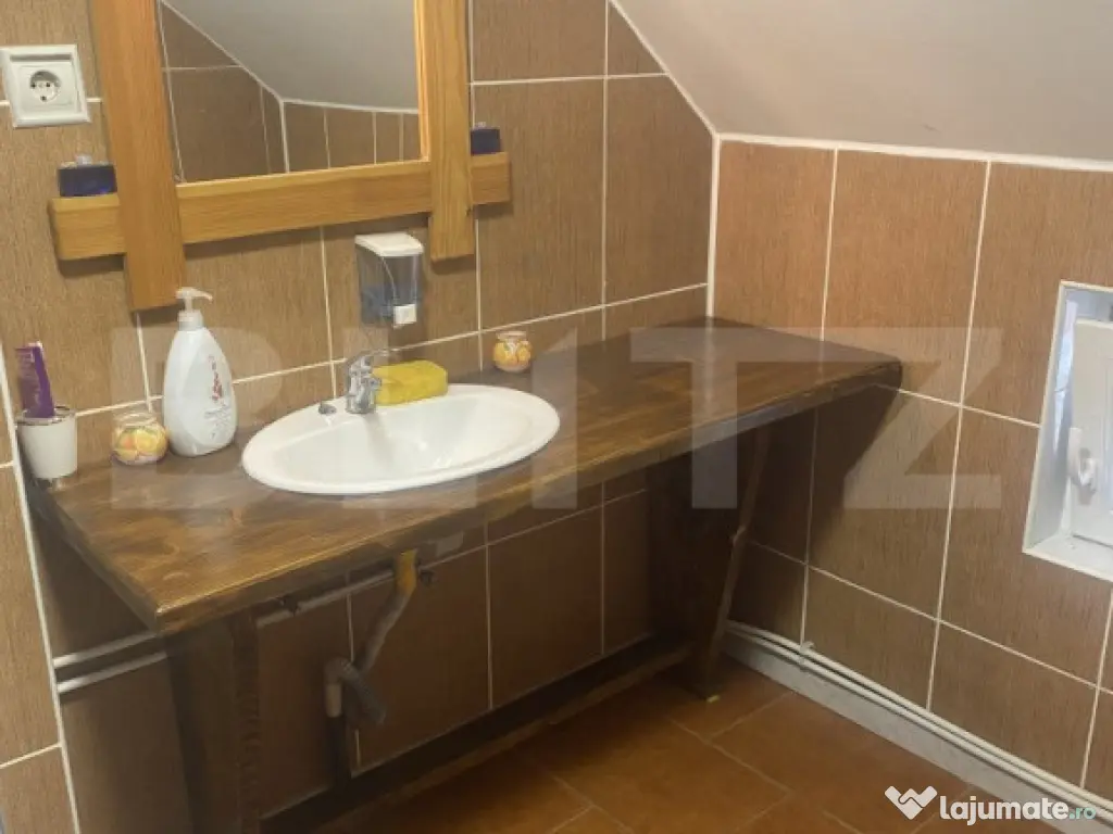 Casă tip pensiune, Gura Humorului