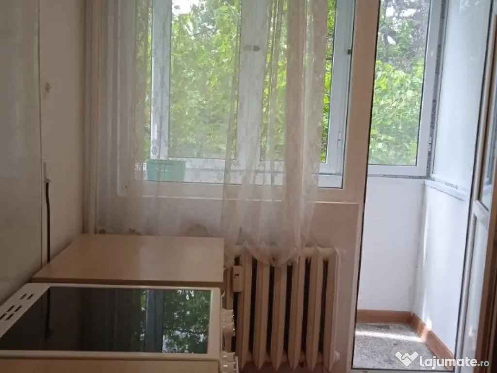 Apartament cu 2 camere in zona Piata Doina