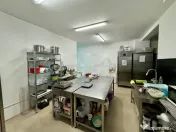 Spatiu comercial la 2 pasi de gura metroului 