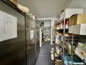 Spatiu comercial la 2 pasi de gura metroului 