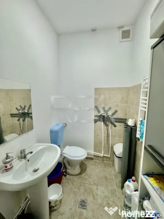 Spatiu comercial la 2 pasi de gura metroului - Bucuresti (Bucuresti-Ilfov)